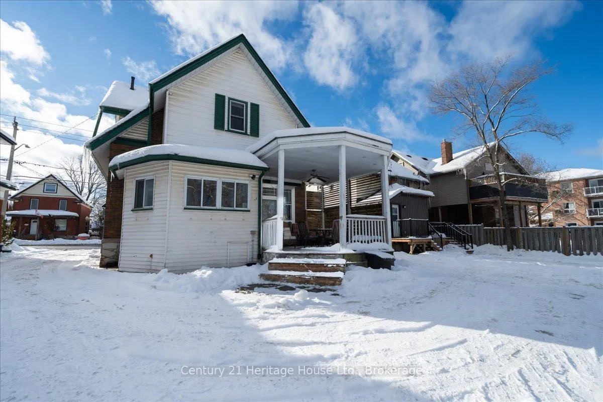 Photo 2 of 184 Weber Street E, Kitchener — HOMEH