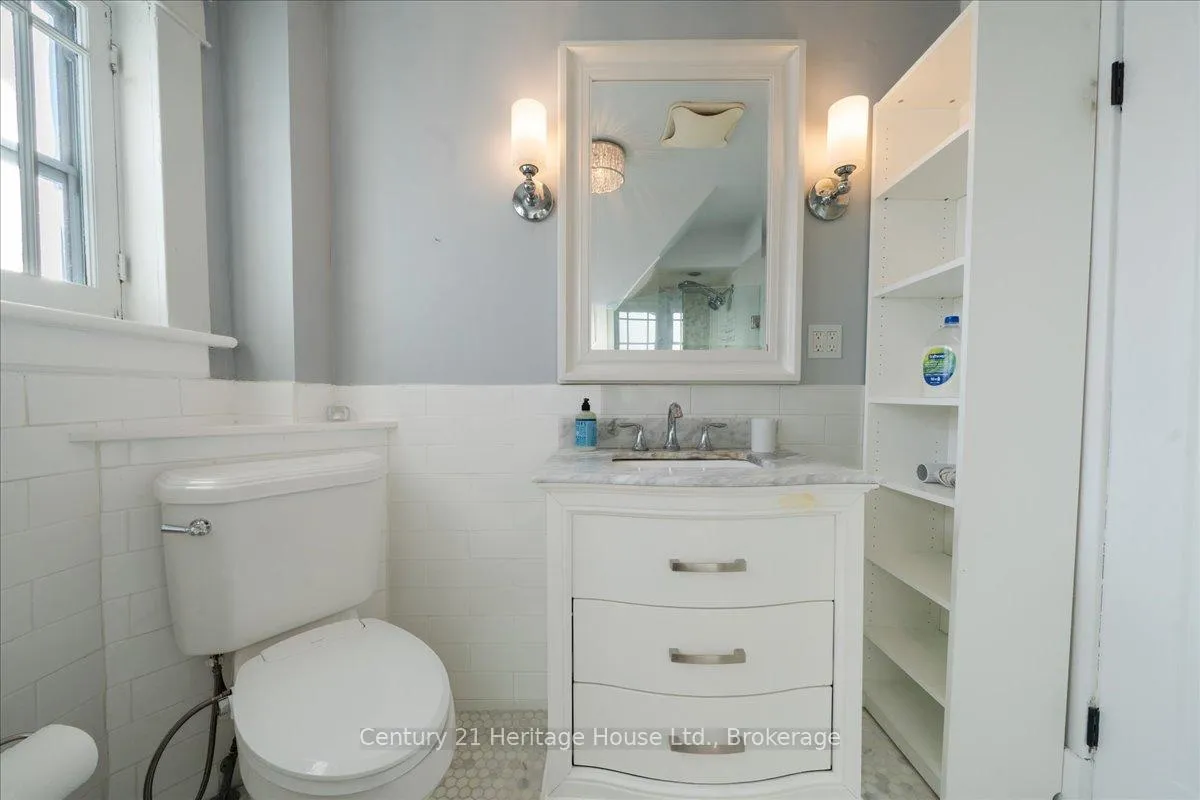Photo 31 of 184 Weber Street E, Kitchener — HOMEH