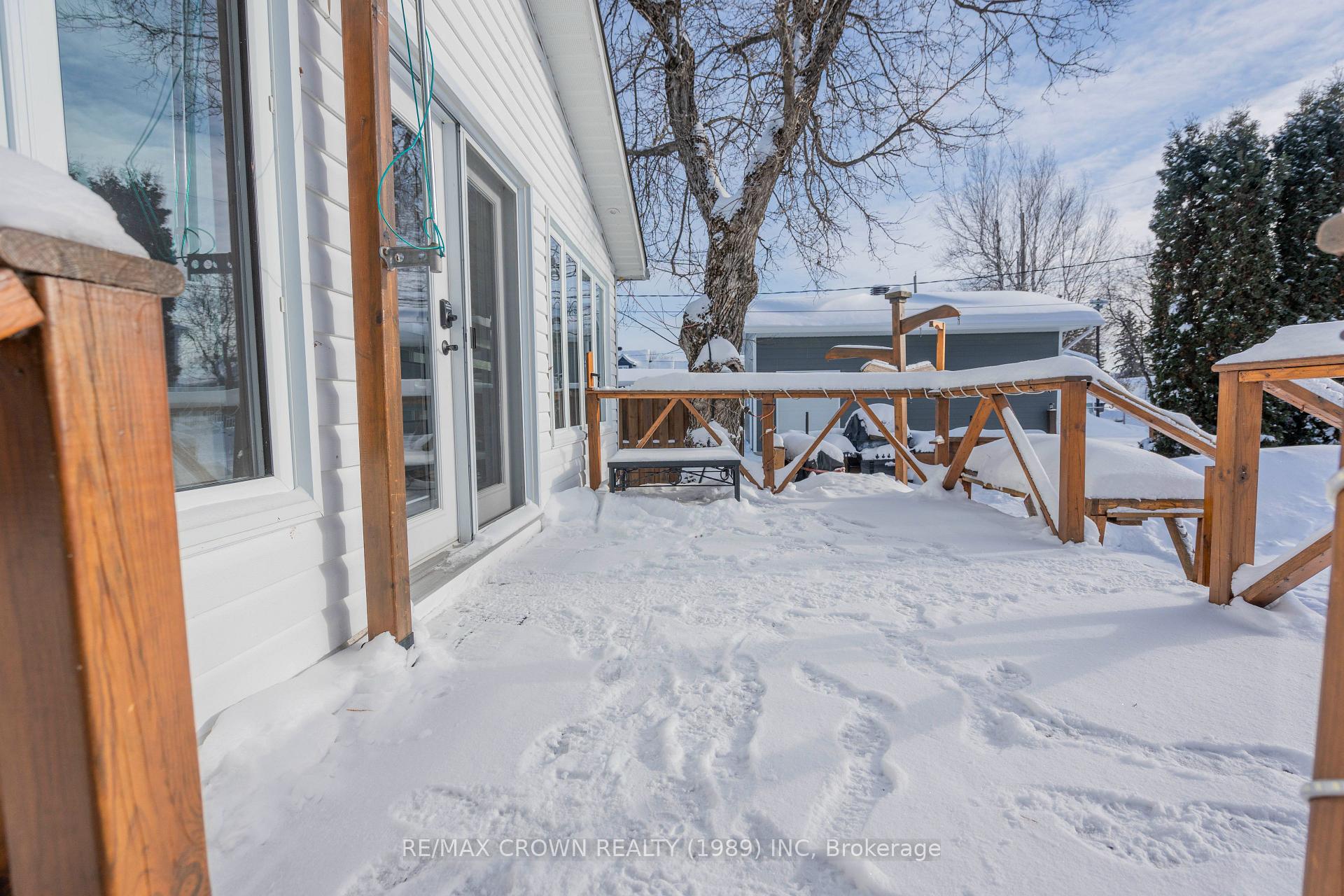 Photo 6 of 63 Bowman Avenue, Kapuskasing — HOMEH