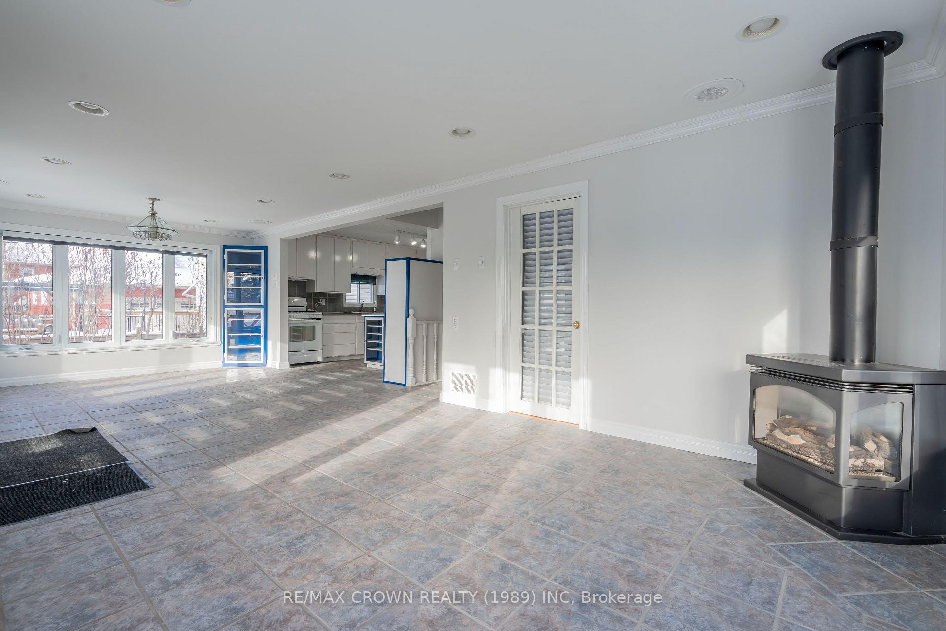 Photo 9 of 63 Bowman Avenue, Kapuskasing — HOMEH