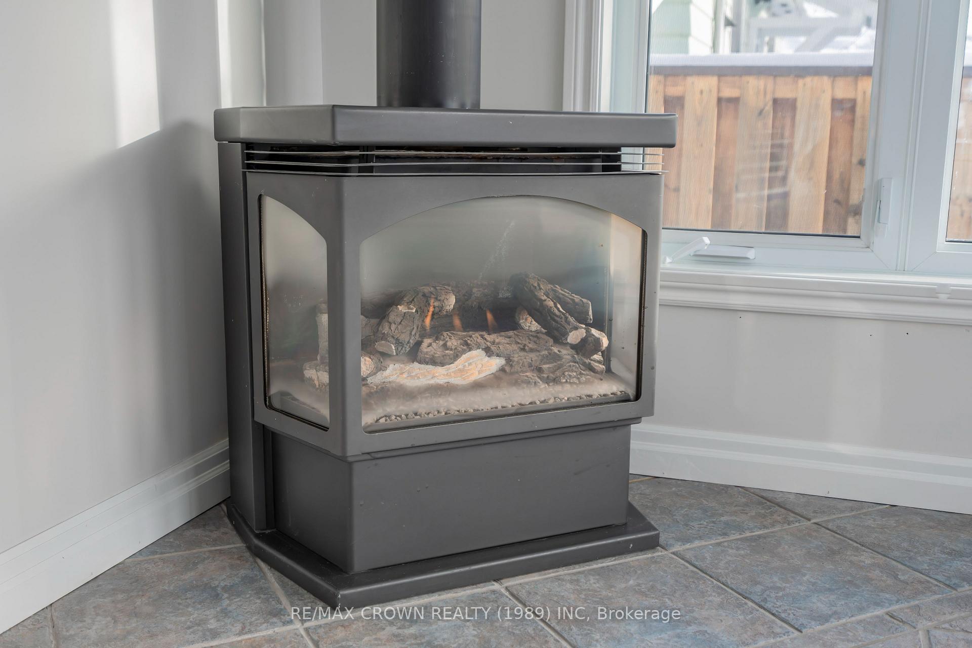 Photo 10 of 63 Bowman Avenue, Kapuskasing — HOMEH