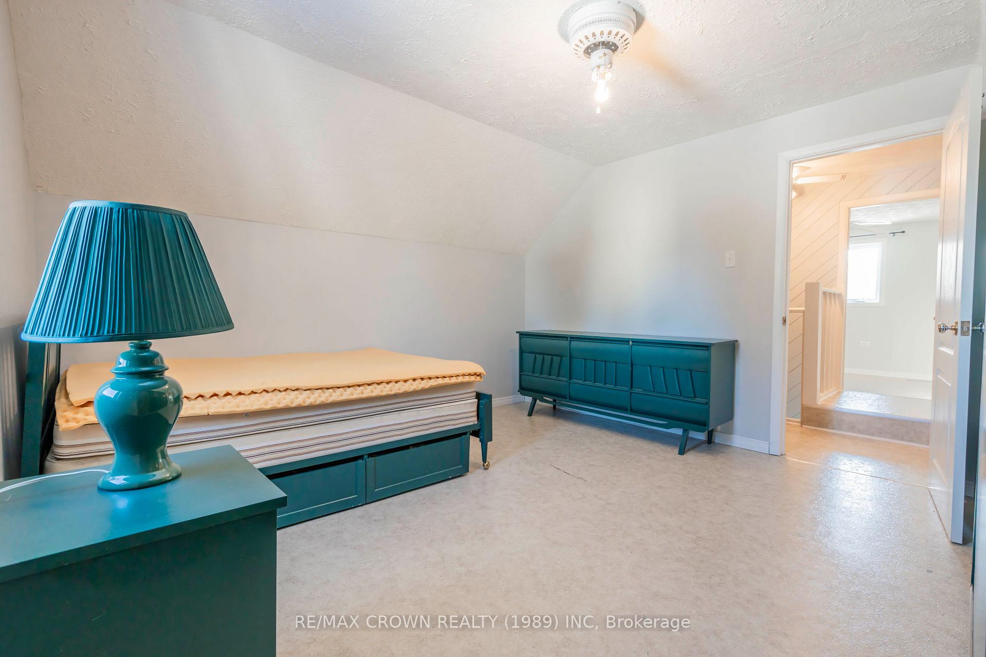 Photo 27 of 63 Bowman Avenue, Kapuskasing — HOMEH