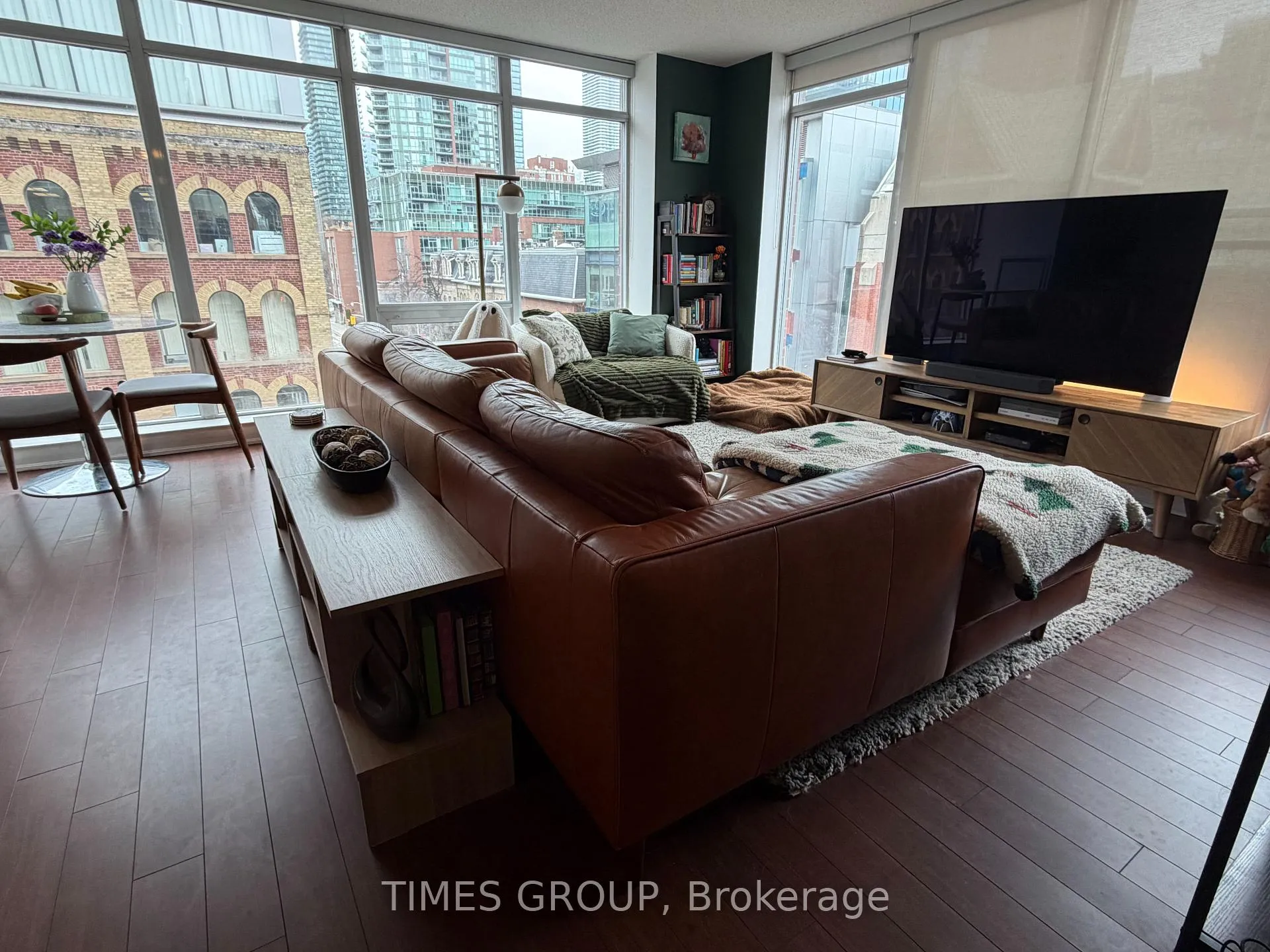 Photo 5 of Unit 606, 205 Frederick Street, Toronto, Moss Park — HOMEH