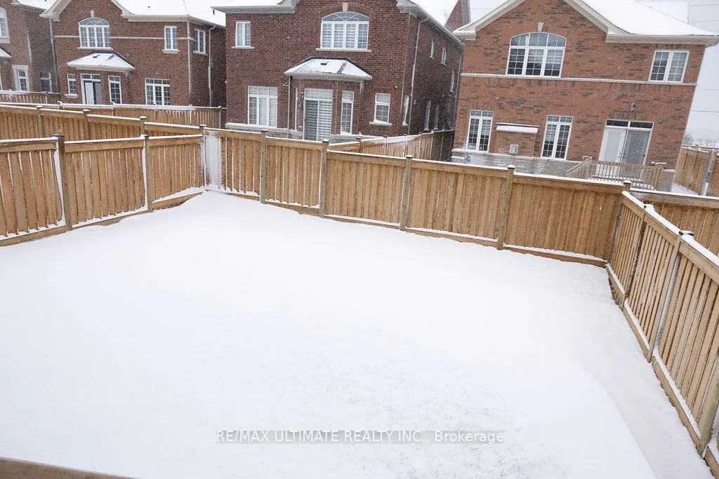Photo 32 of 12 Branigan Crescent, Halton Hills, Georgetown — HOMEH
