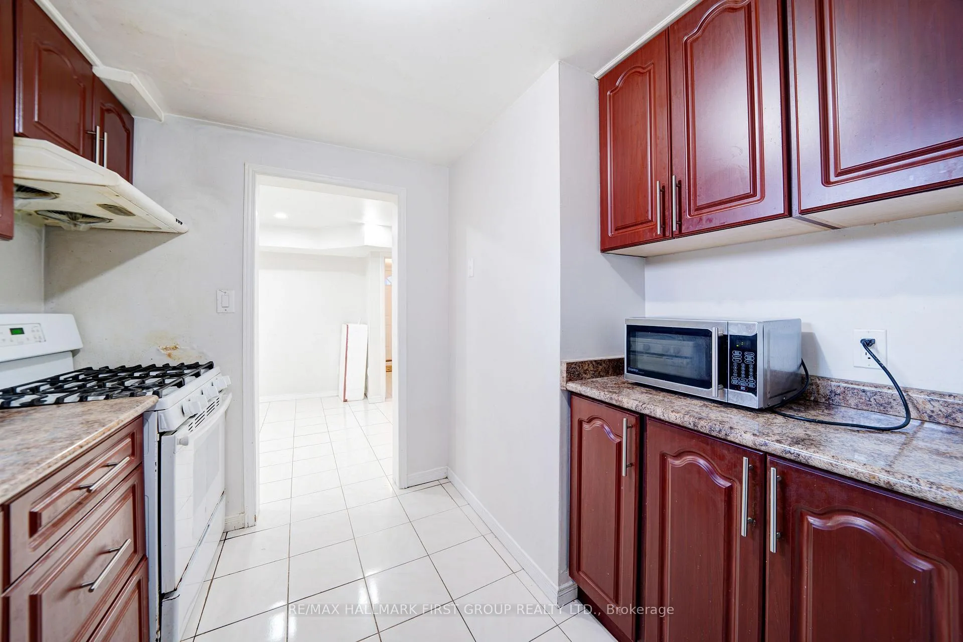 Photo 14 of 5 Claresholme Drive, Scarborough, Highland Creek — HOMEH