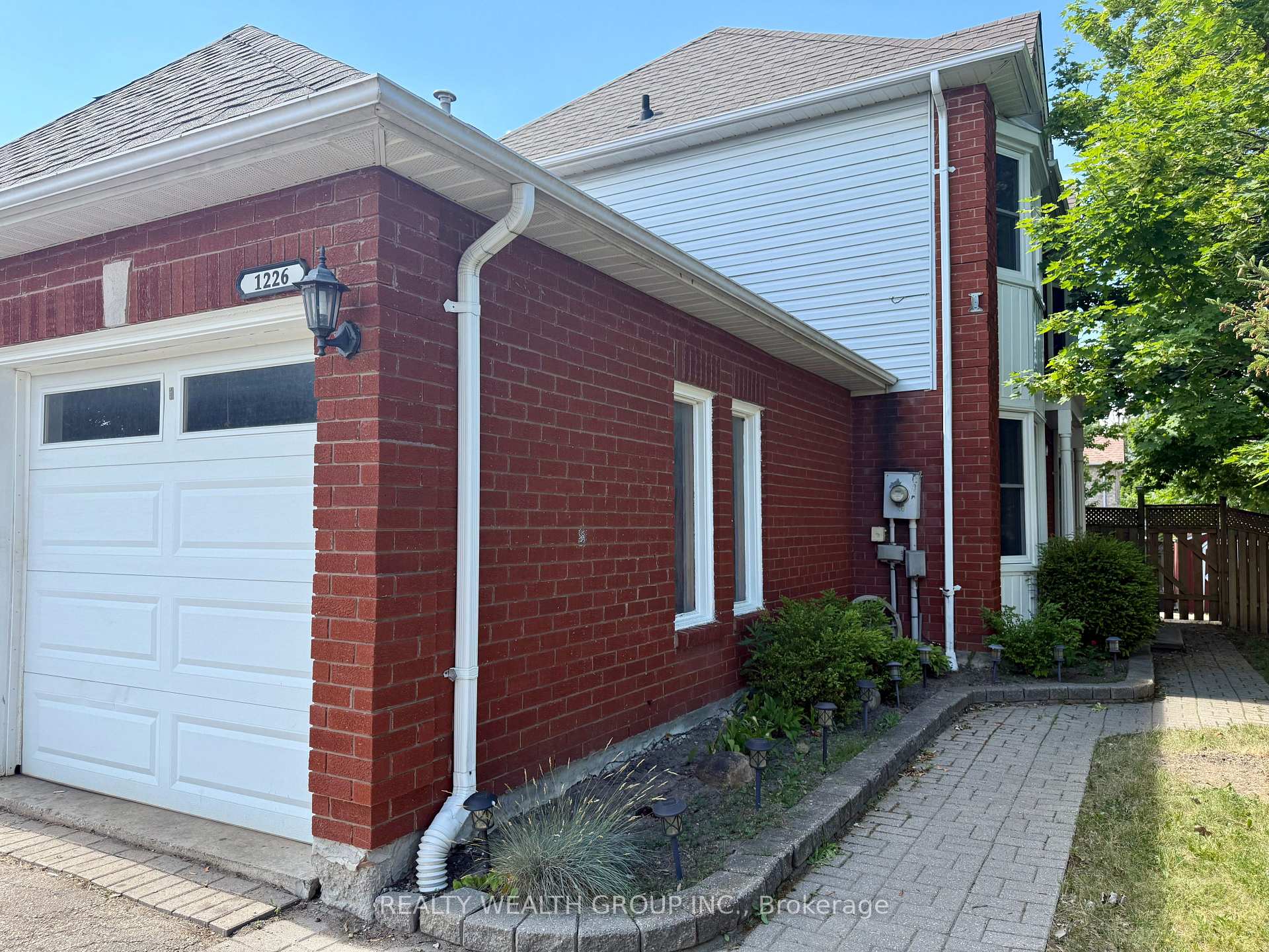 Photo 2 of 1226 Benson Street, Innisfil, Alcona — HOMEH