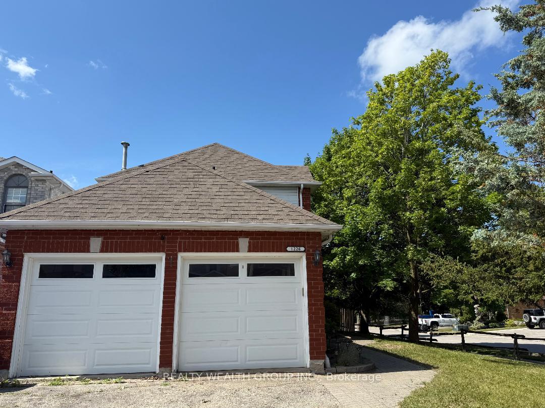 Photo 3 of 1226 Benson Street, Innisfil, Alcona — HOMEH