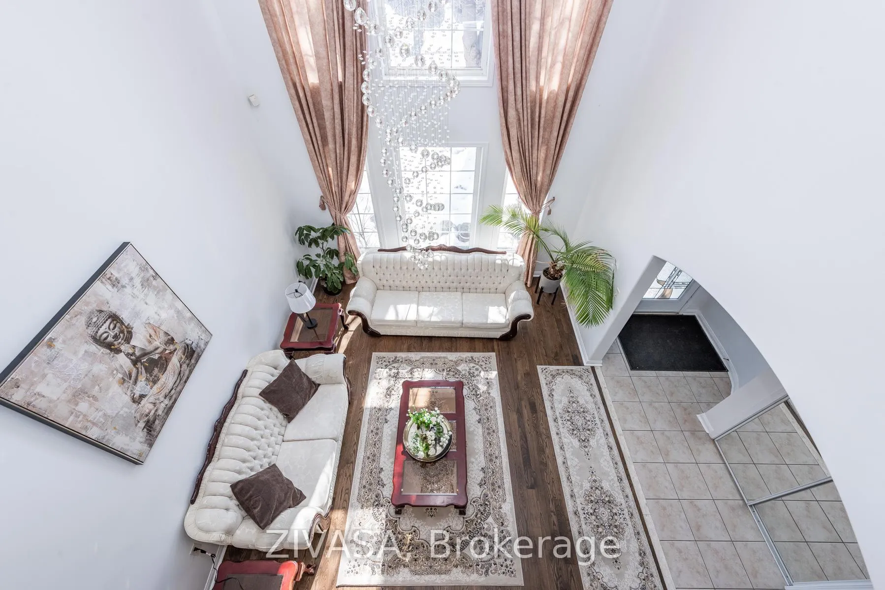 Photo 14 of 10 Upshall Drive, Brampton, Vales of Castlemore — HOMEH
