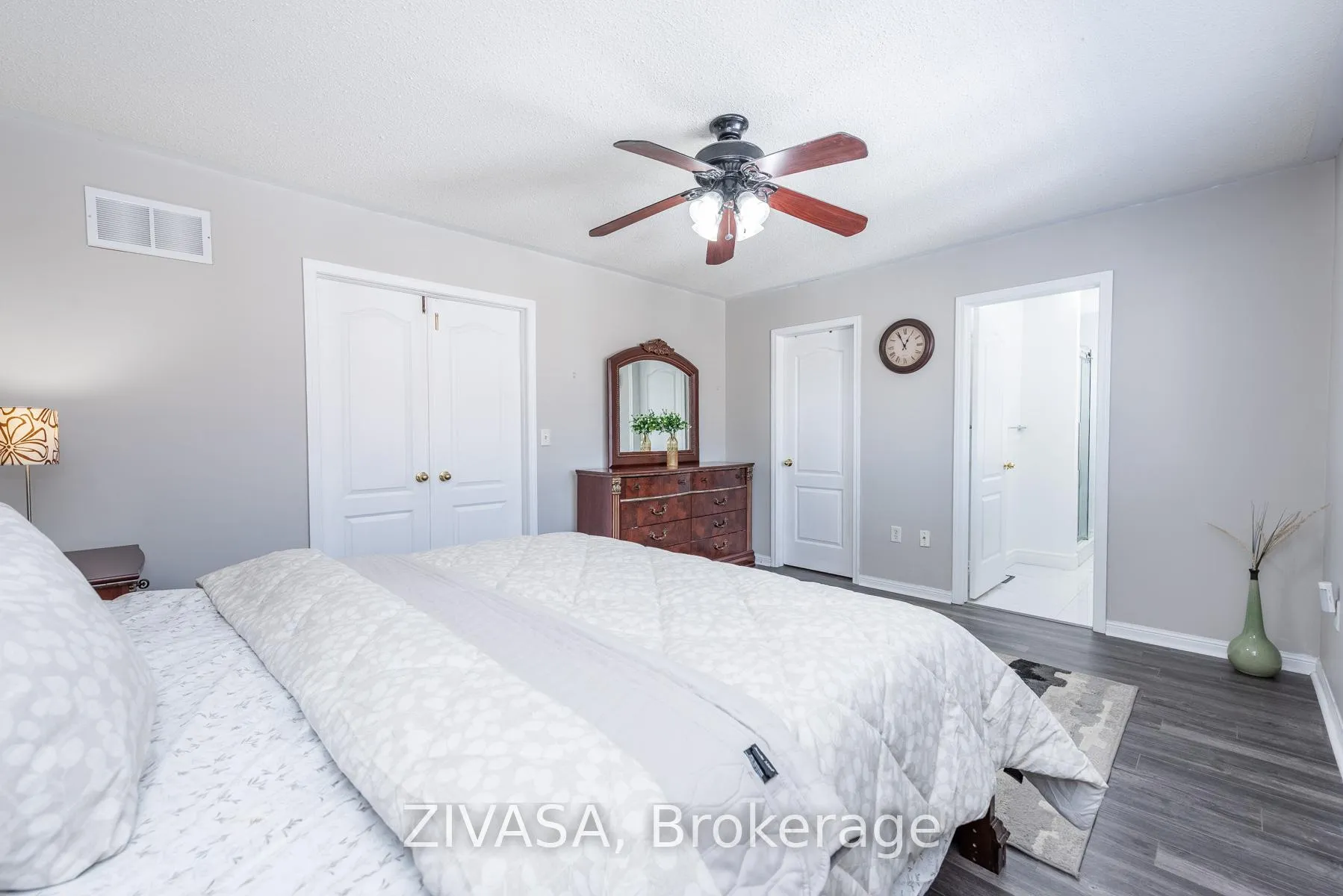 Photo 19 of 10 Upshall Drive, Brampton, Vales of Castlemore — HOMEH