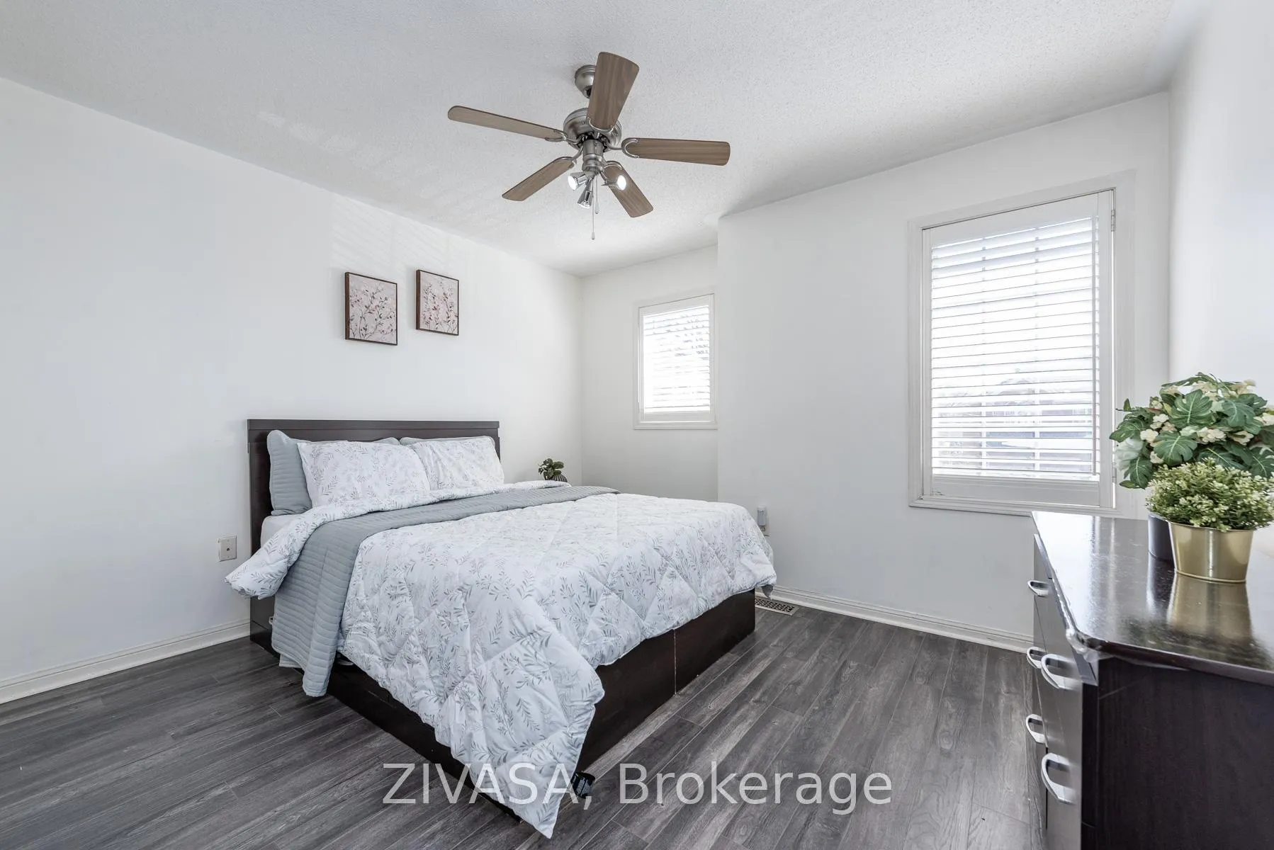 Photo 25 of 10 Upshall Drive, Brampton, Vales of Castlemore — HOMEH