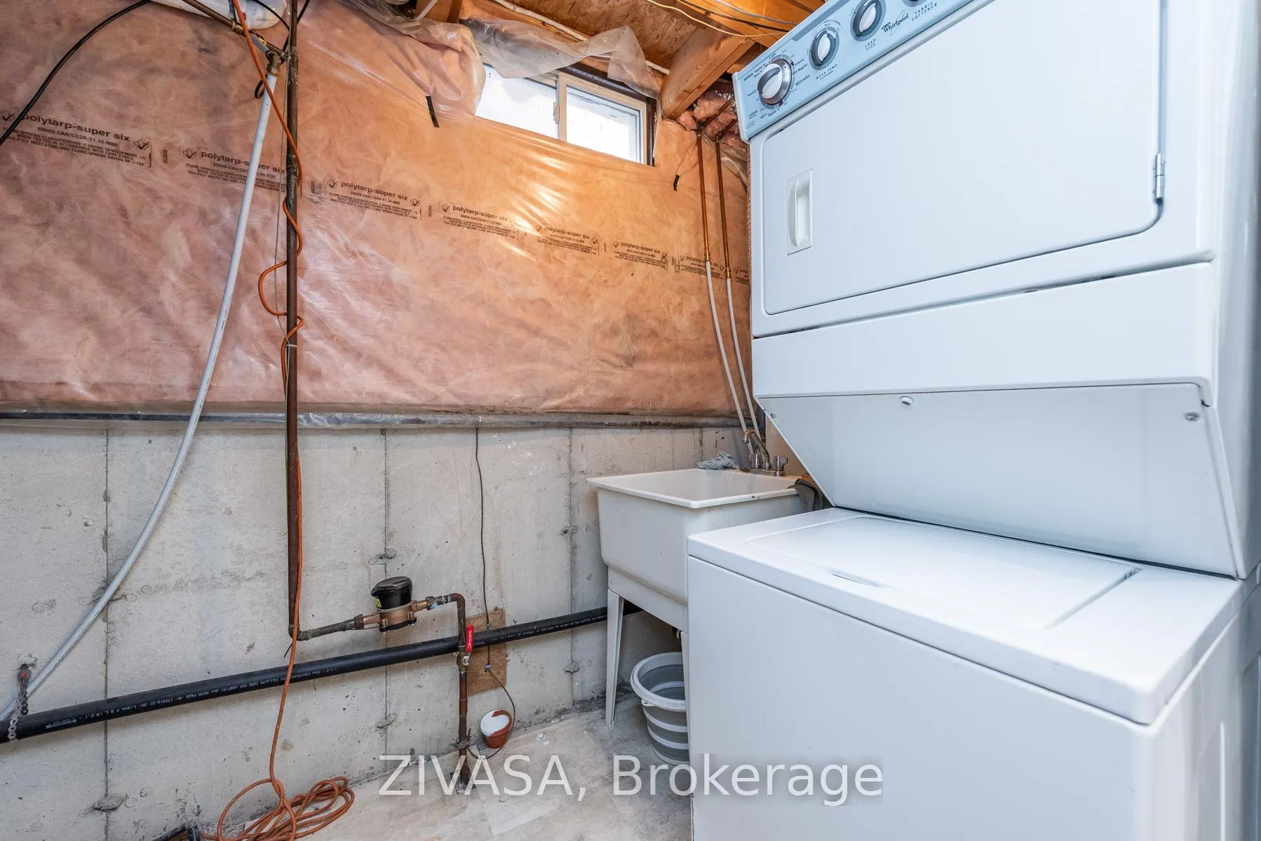 Photo 35 of 10 Upshall Drive, Brampton, Vales of Castlemore — HOMEH