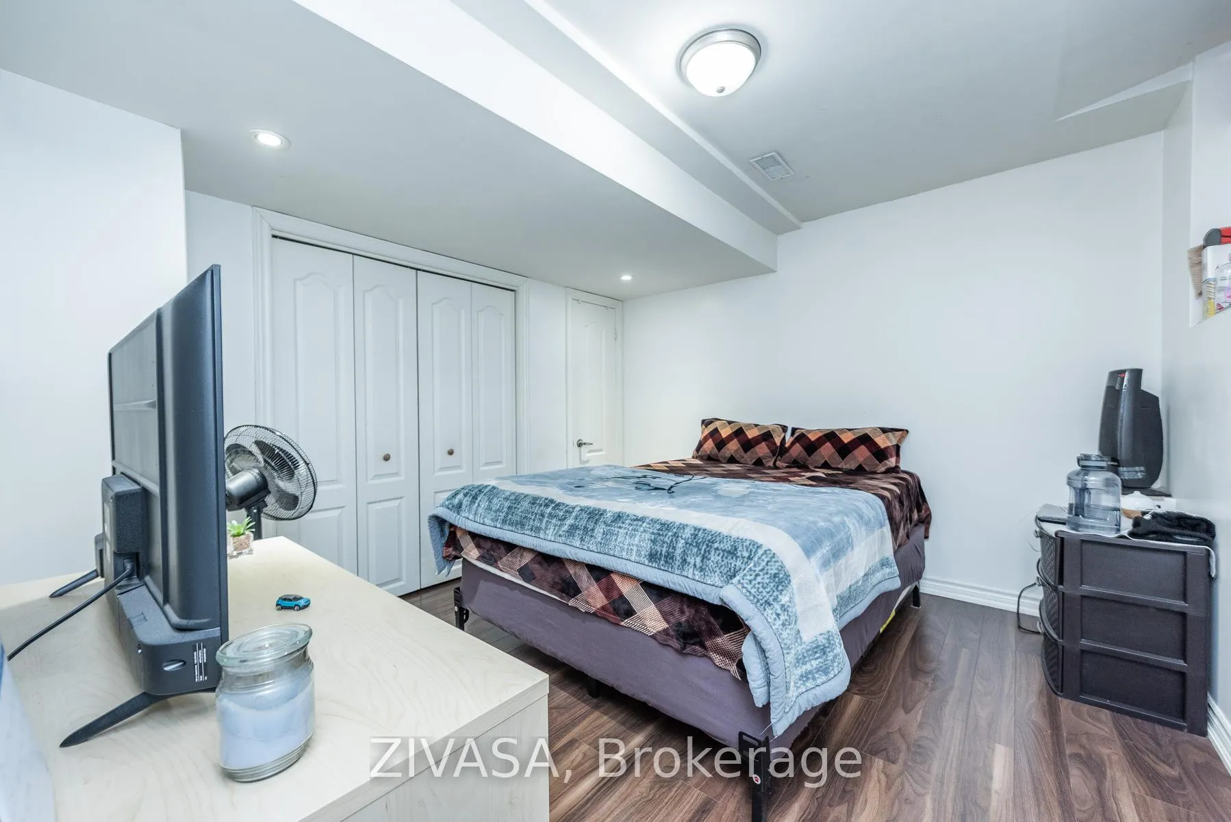 Photo 42 of 10 Upshall Drive, Brampton, Vales of Castlemore — HOMEH