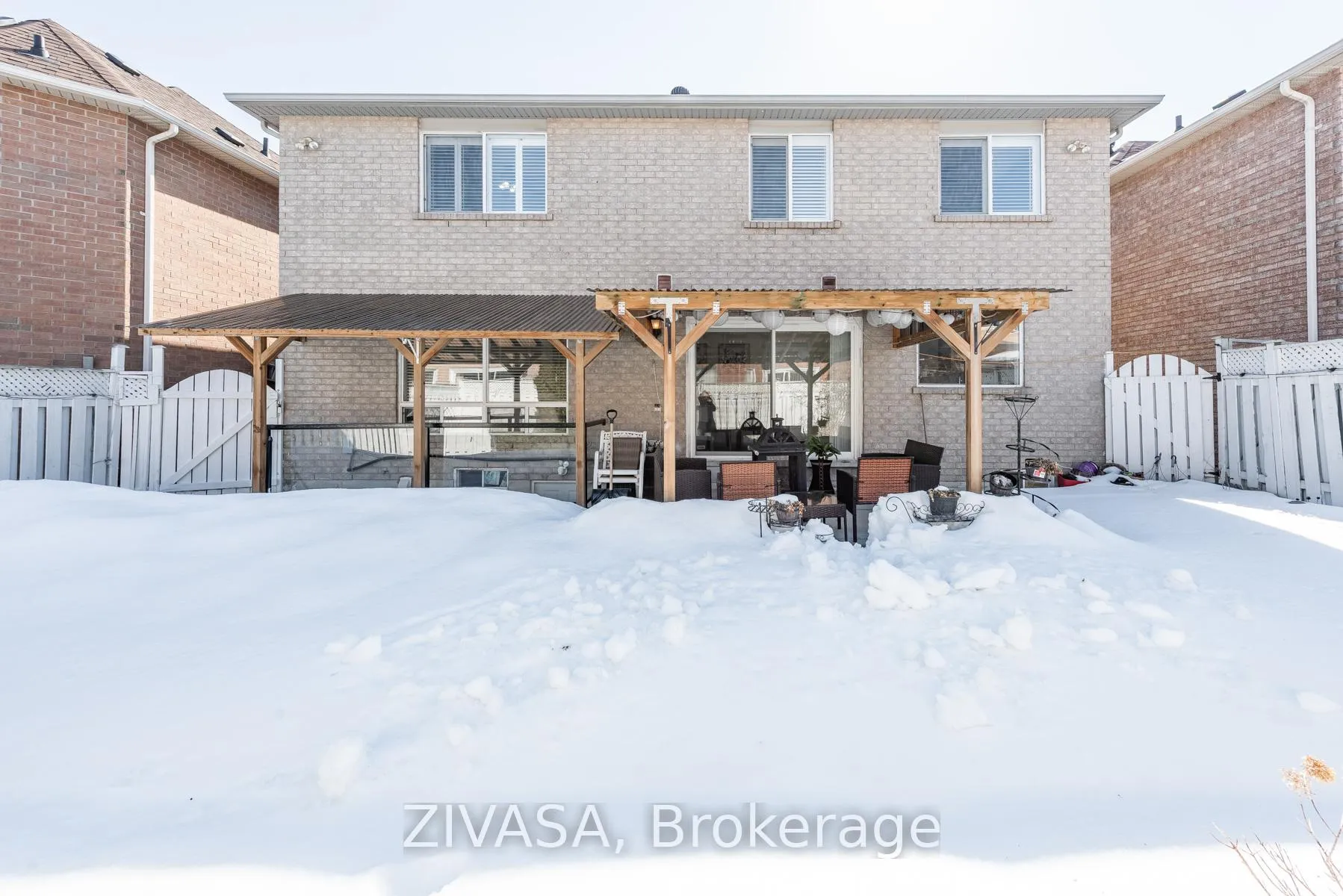 Photo 44 of 10 Upshall Drive, Brampton, Vales of Castlemore — HOMEH