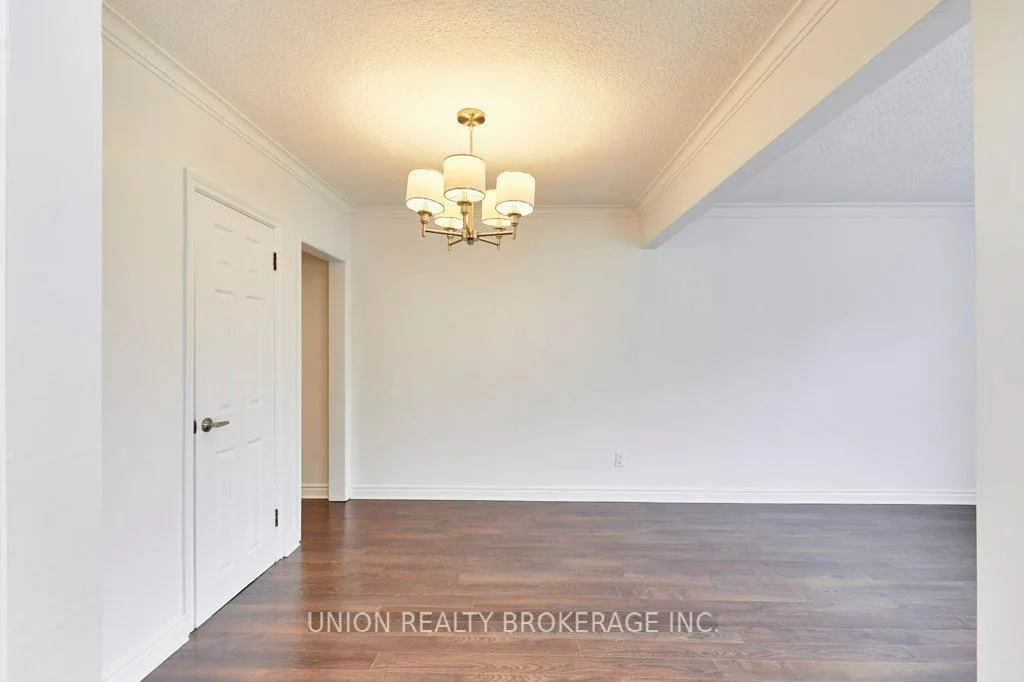 Photo 8 of Unit UPPER, 125 Willow Avenue, Toronto, The Beaches — HOMEH
