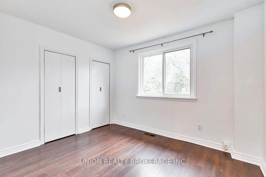 Photo 10 of Unit UPPER, 125 Willow Avenue, Toronto, The Beaches — HOMEH