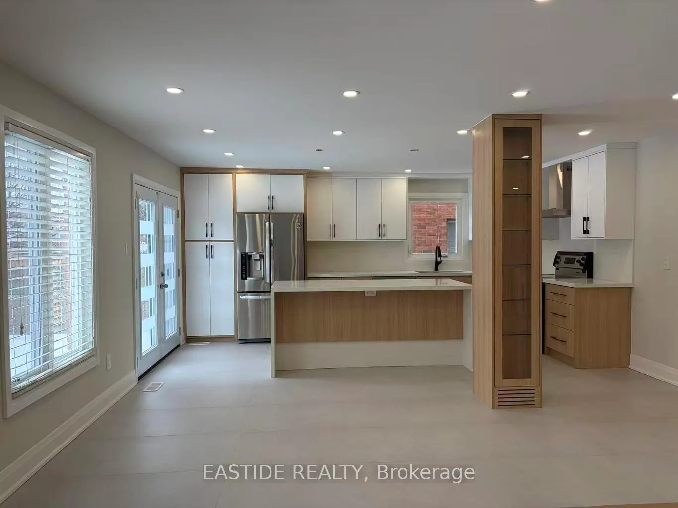 Photo 8 of 39 Coppard Avenue, Markham, Middlefield — HOMEH