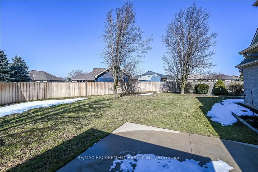 Photo 41 of 17 Angle Street, Norfolk, Simcoe — HOMEH