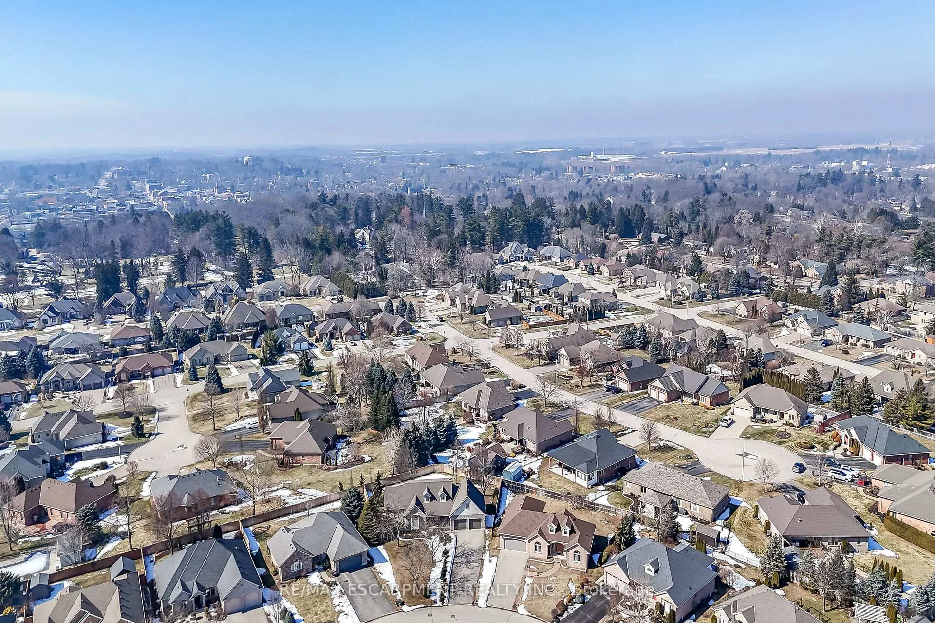 Photo 48 of 17 Angle Street, Norfolk, Simcoe — HOMEH
