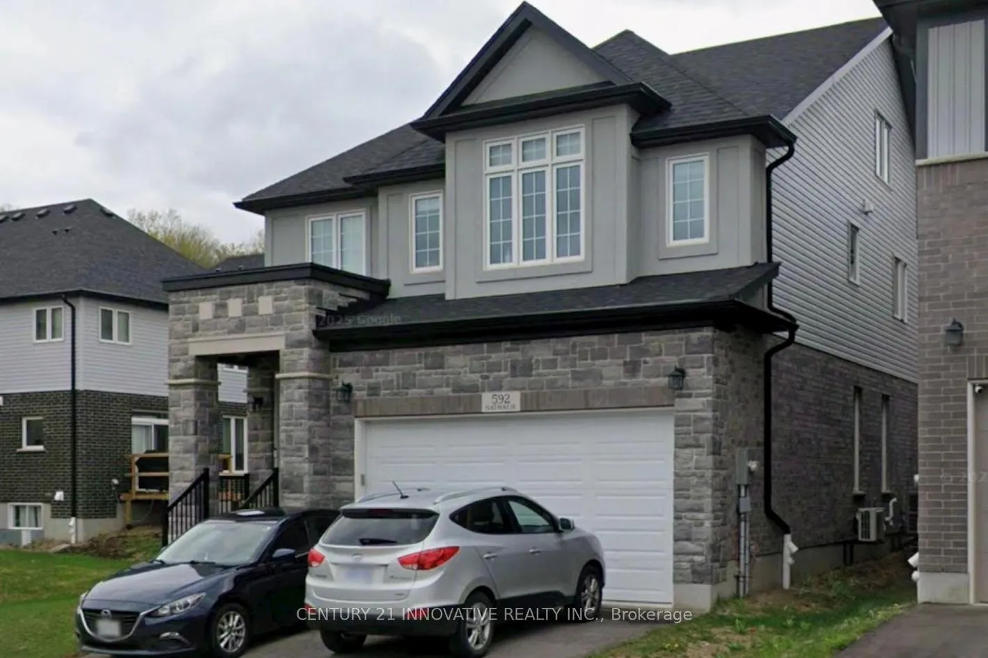 Front of Unit Main, 592 Nathalie Crescent