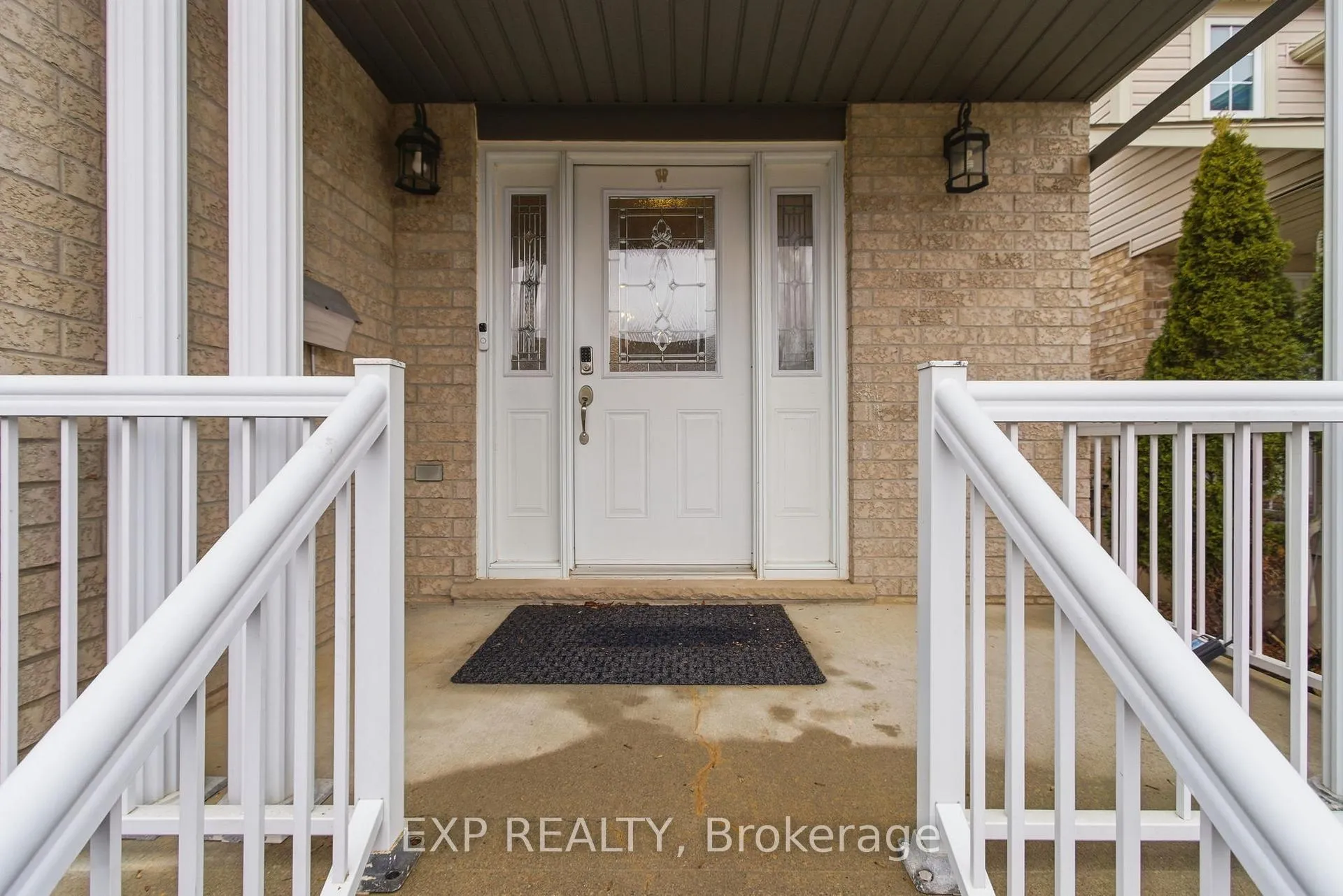 Photo 4 of 159 Sophia Crescent, Kitchener, Huron Park — HOMEH