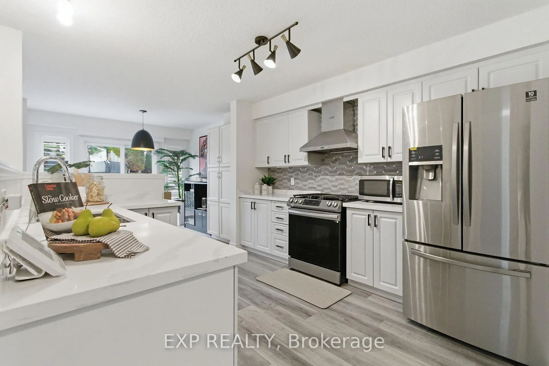 Photo 15 of 159 Sophia Crescent, Kitchener, Huron Park — HOMEH