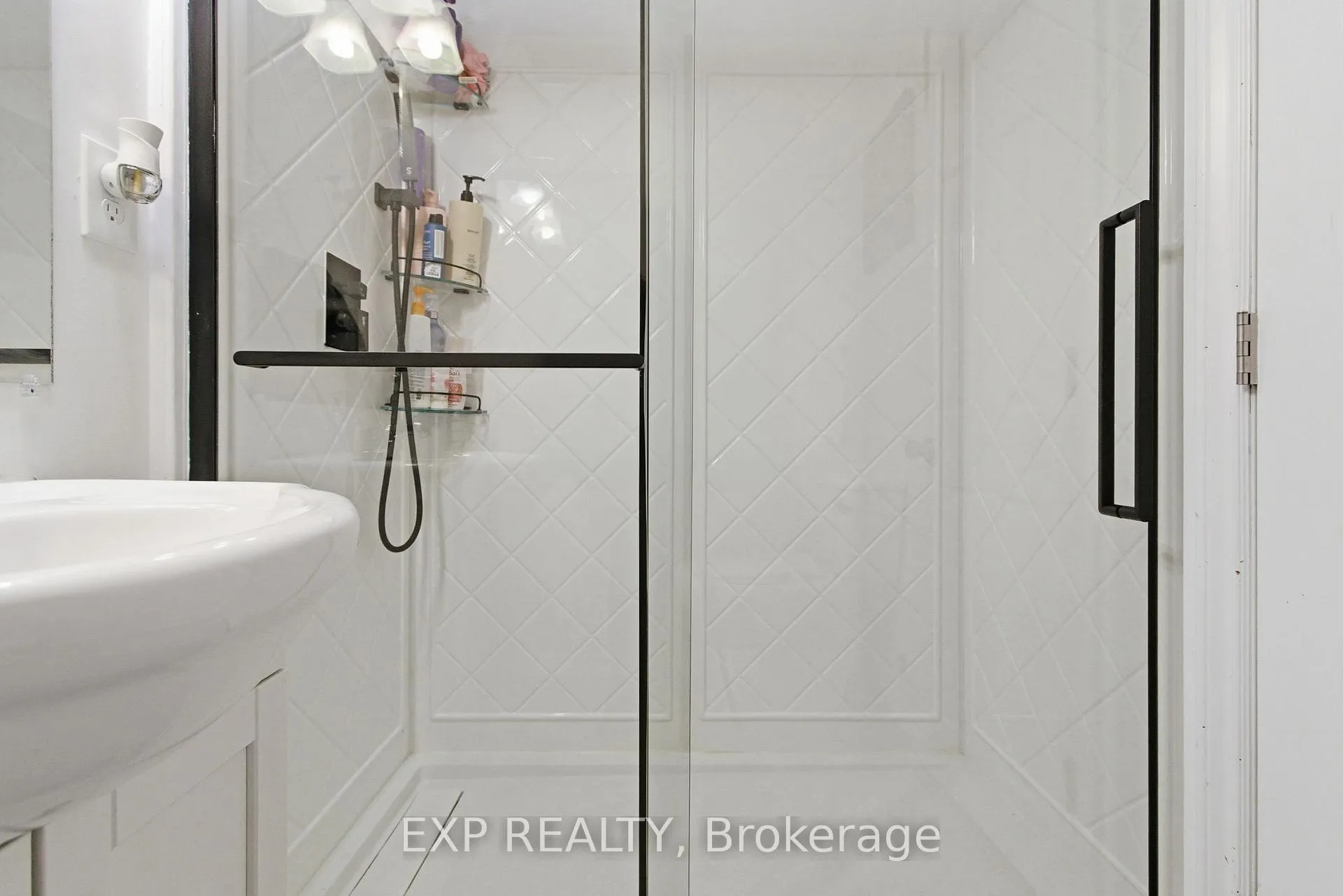 Photo 35 of 159 Sophia Crescent, Kitchener, Huron Park — HOMEH