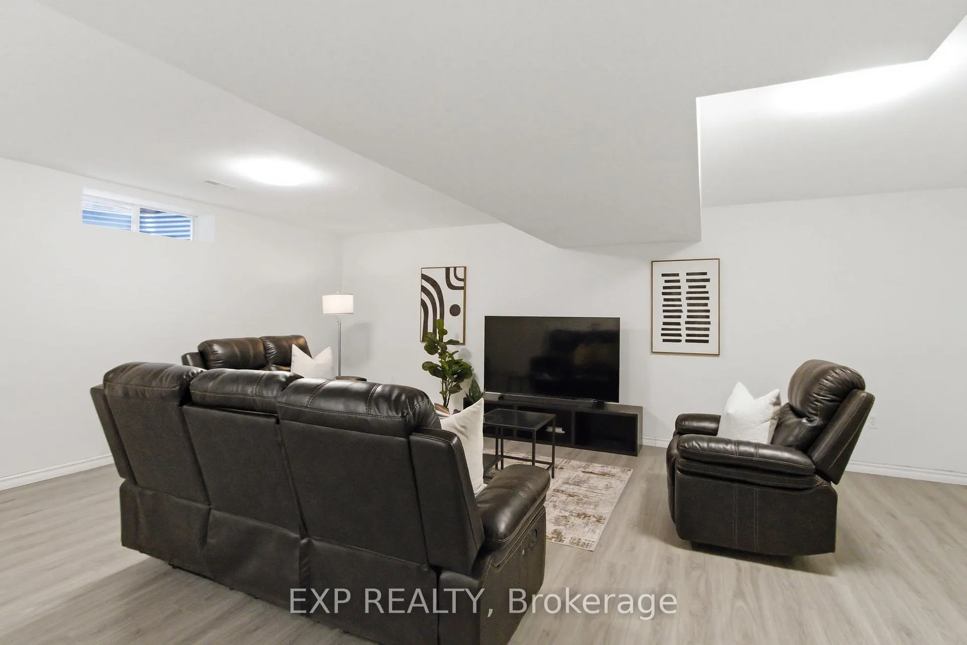 Photo 38 of 159 Sophia Crescent, Kitchener, Huron Park — HOMEH