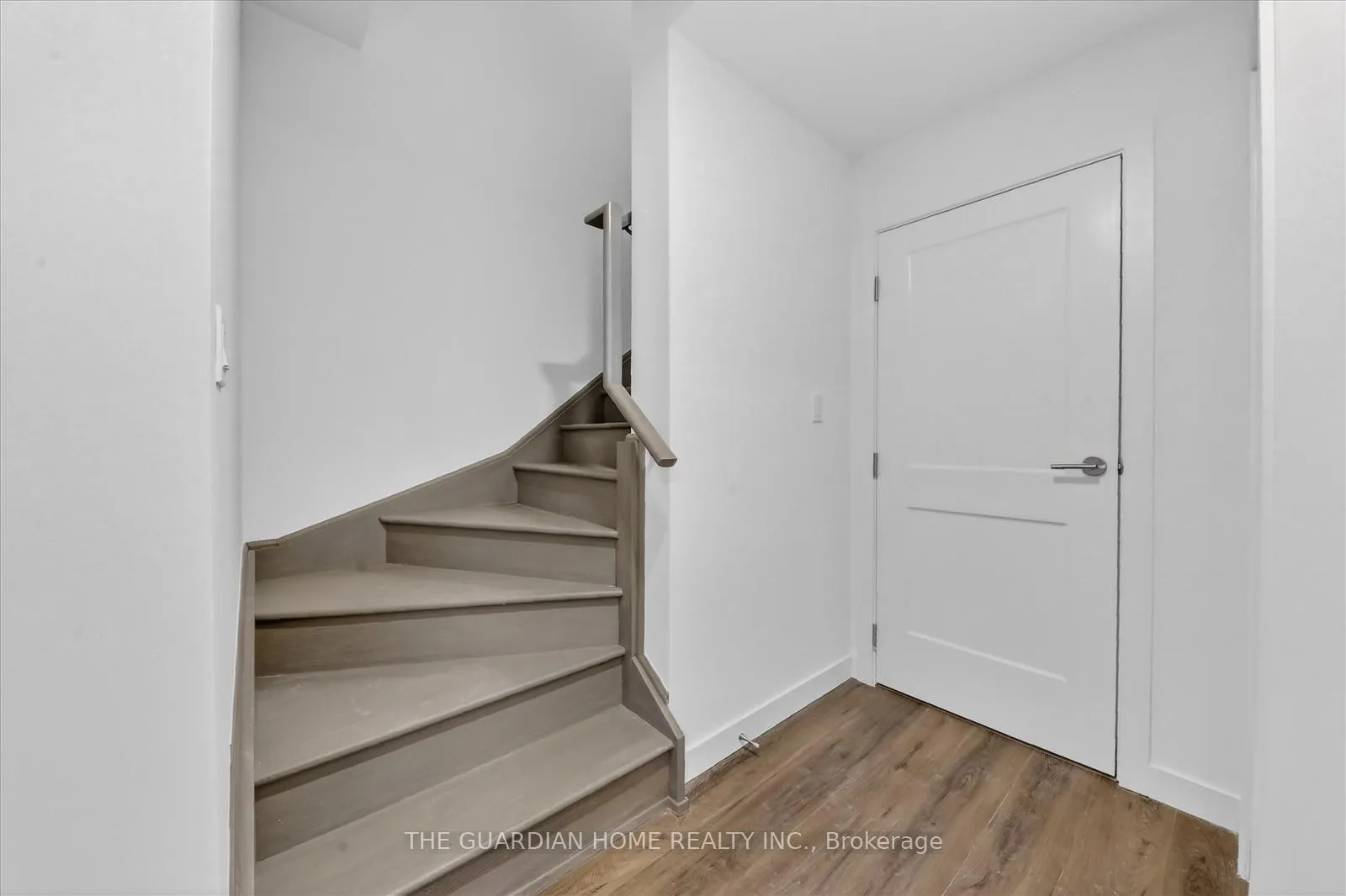 Photo 14 of Unit 5, 3175 Denison Street, Markham, Middlefield — HOMEH