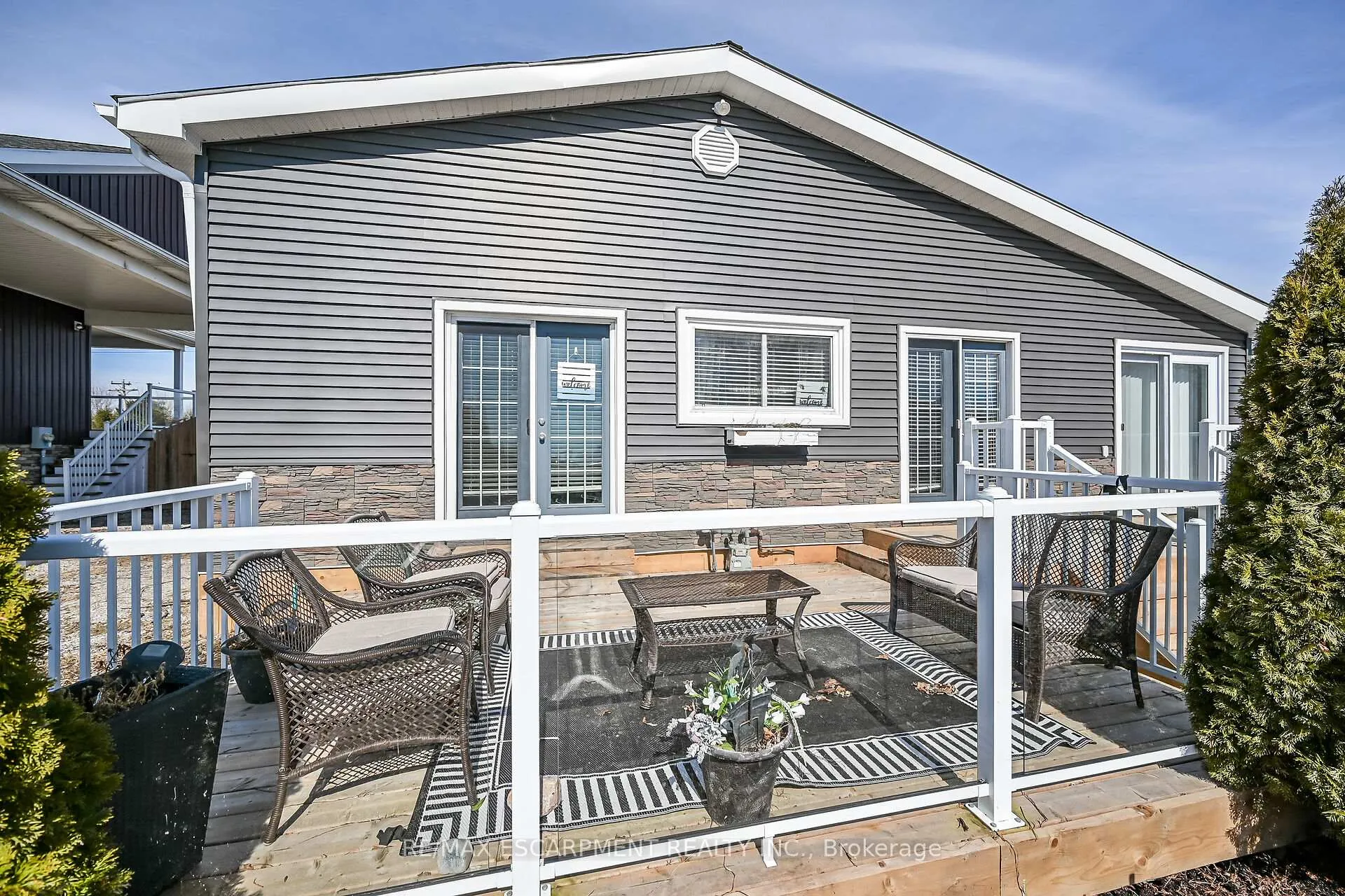 Photo 4 of 87 Lakeshore Road, Haldimand, Nanticoke — HOMEH