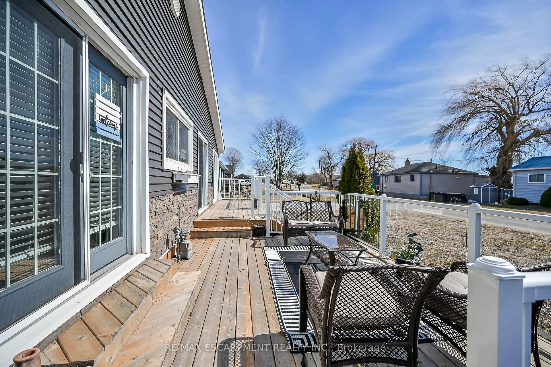 Photo 5 of 87 Lakeshore Road, Haldimand, Nanticoke — HOMEH