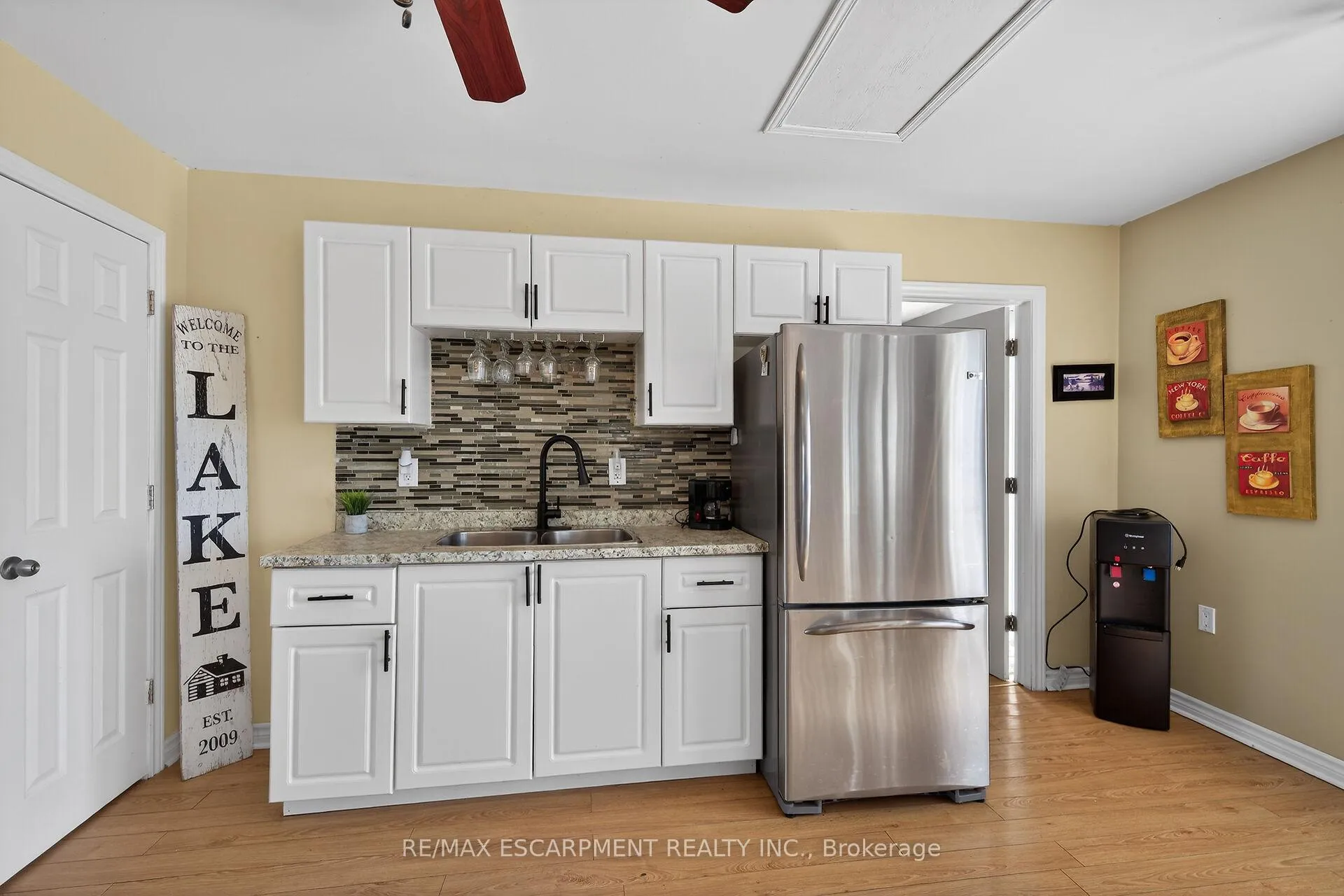 Photo 8 of 87 Lakeshore Road, Haldimand, Nanticoke — HOMEH