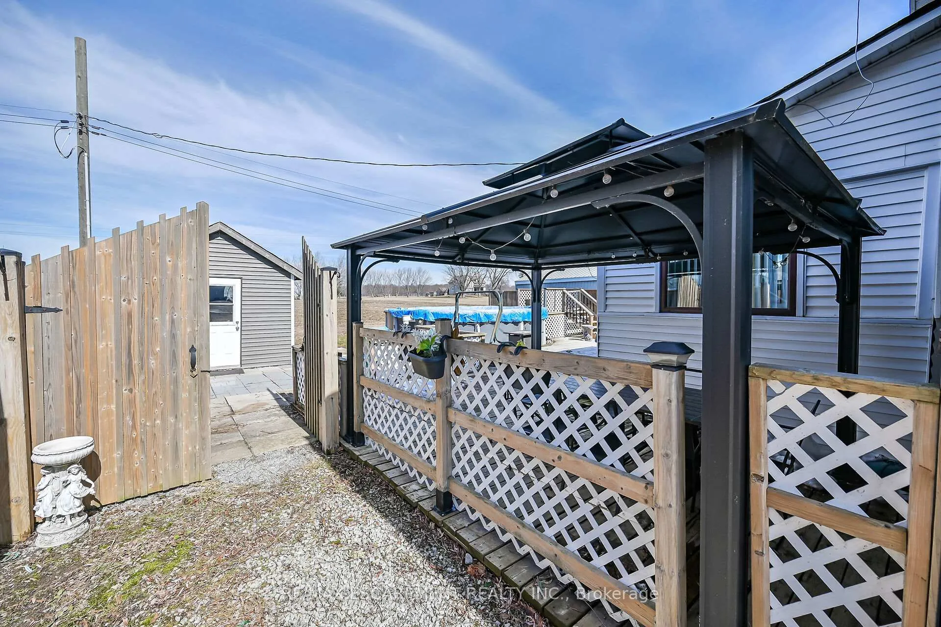 Photo 39 of 87 Lakeshore Road, Haldimand, Nanticoke — HOMEH