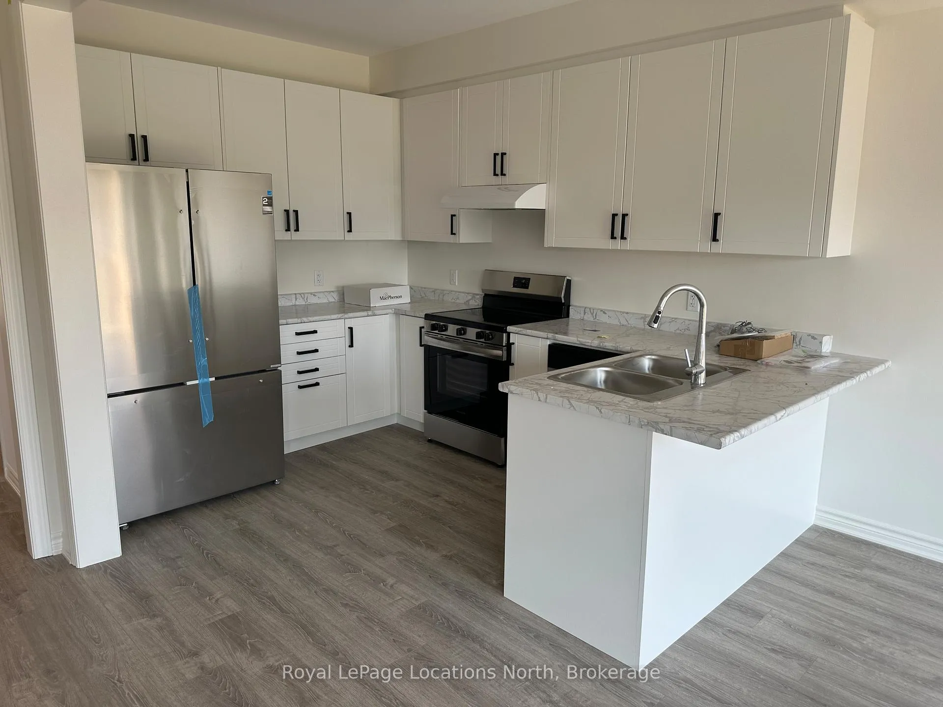 Photo 5 of 231 Mckenzie Drive, Clearview, Stayner — HOMEH