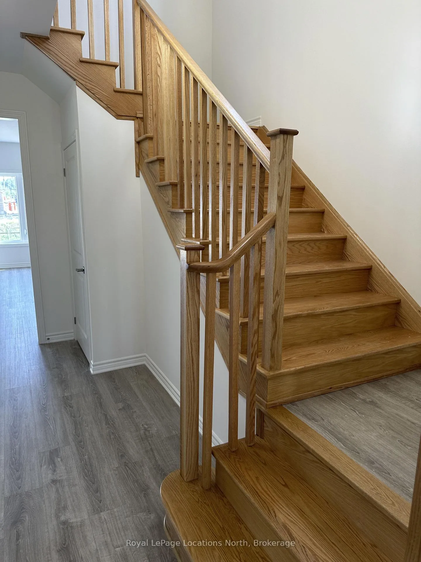 Photo 10 of 231 Mckenzie Drive, Clearview, Stayner — HOMEH