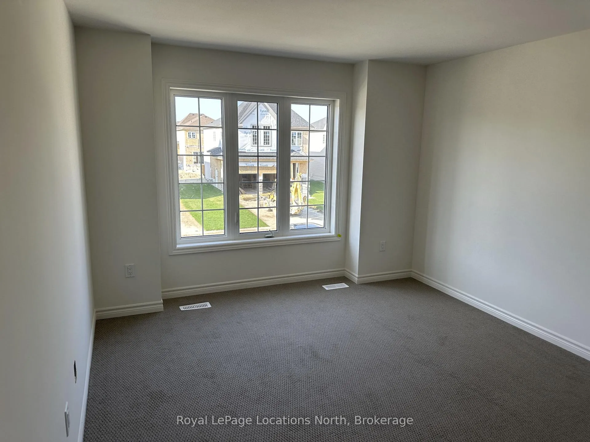 Photo 11 of 231 Mckenzie Drive, Clearview, Stayner — HOMEH