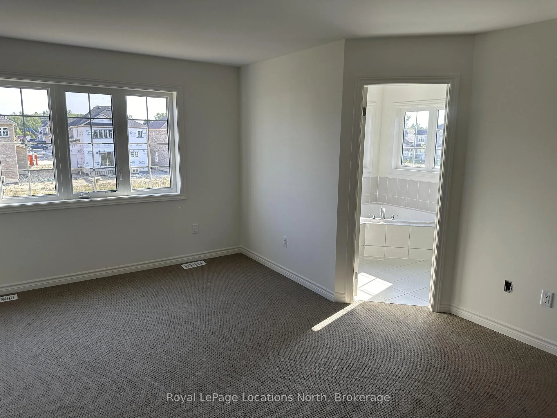 Photo 14 of 231 Mckenzie Drive, Clearview, Stayner — HOMEH