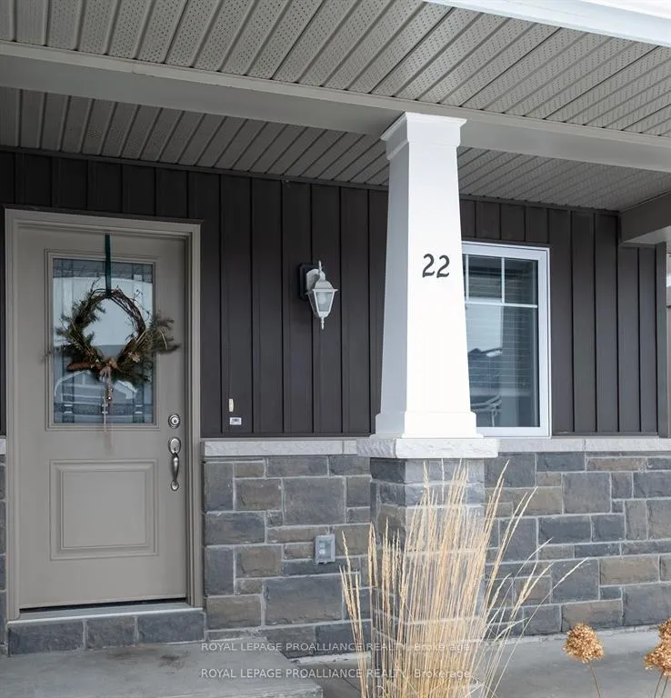 Photo 2 of 22 Stirling Crescent, Prince Edward County, North Marysburg Ward — HOMEH