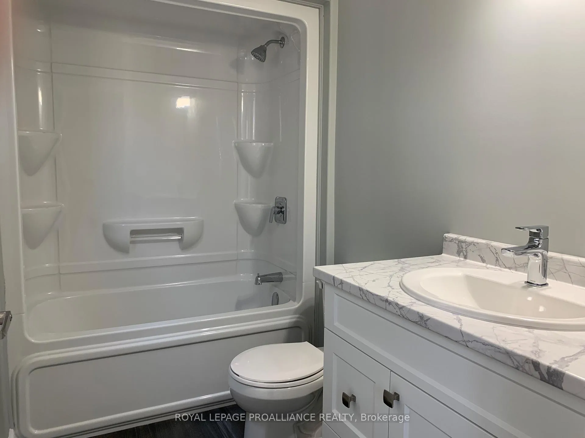 Photo 11 of 22 Stirling Crescent, Prince Edward County, North Marysburg Ward — HOMEH