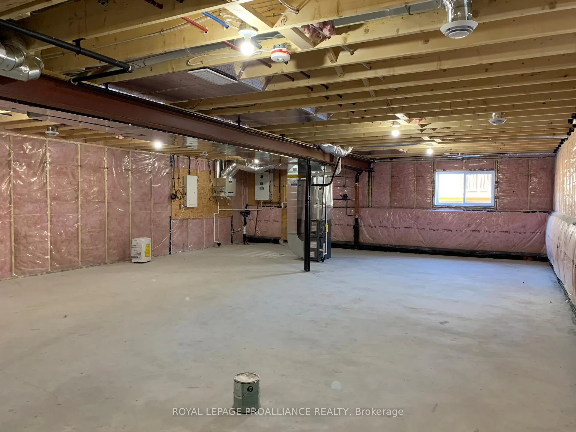 Photo 13 of 22 Stirling Crescent, Prince Edward County, North Marysburg Ward — HOMEH