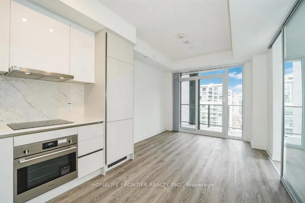 Photo 4 of Unit 1503, 180 Front Street E, Toronto, Moss Park — HOMEH