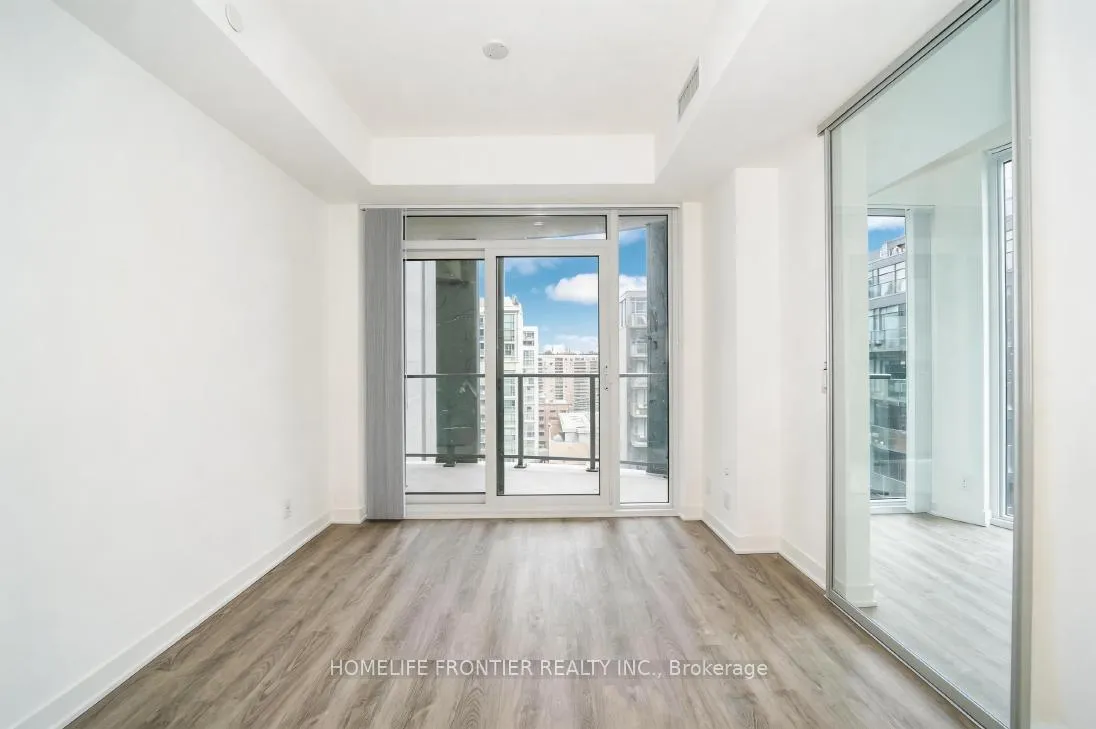 Photo 6 of Unit 1503, 180 Front Street E, Toronto, Moss Park — HOMEH