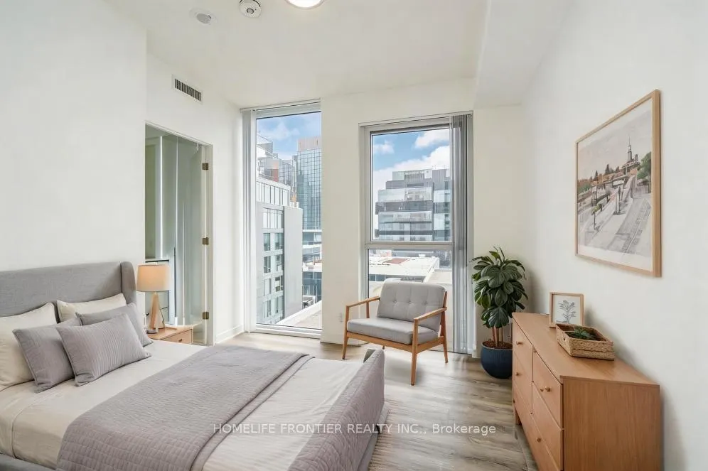 Photo 8 of Unit 1503, 180 Front Street E, Toronto, Moss Park — HOMEH