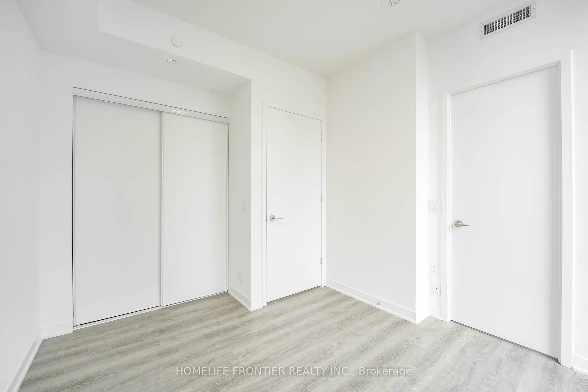 Photo 10 of Unit 1503, 180 Front Street E, Toronto, Moss Park — HOMEH