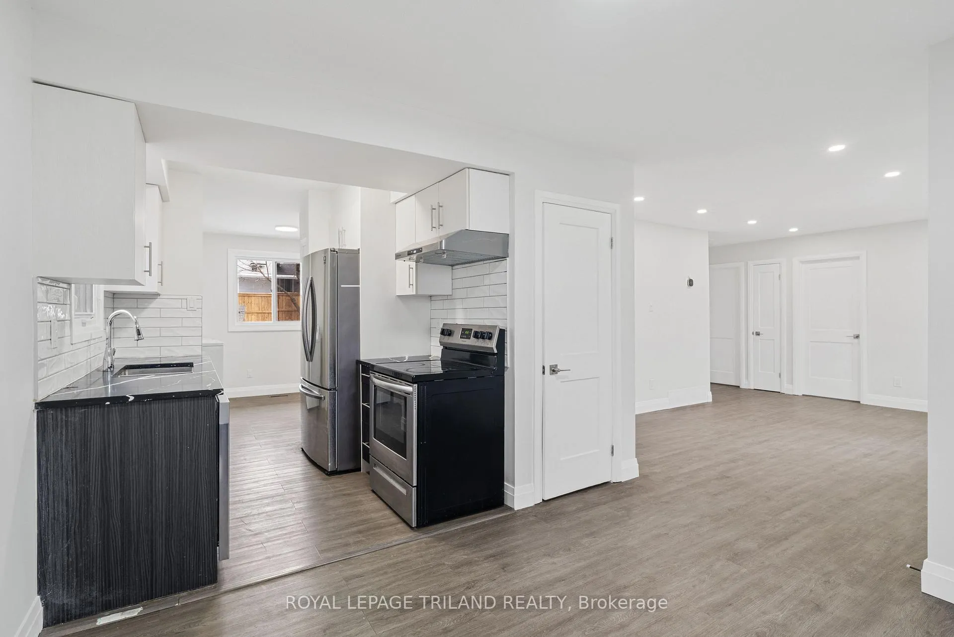 Photo 8 of 32 Parish Street, St. Thomas — HOMEH
