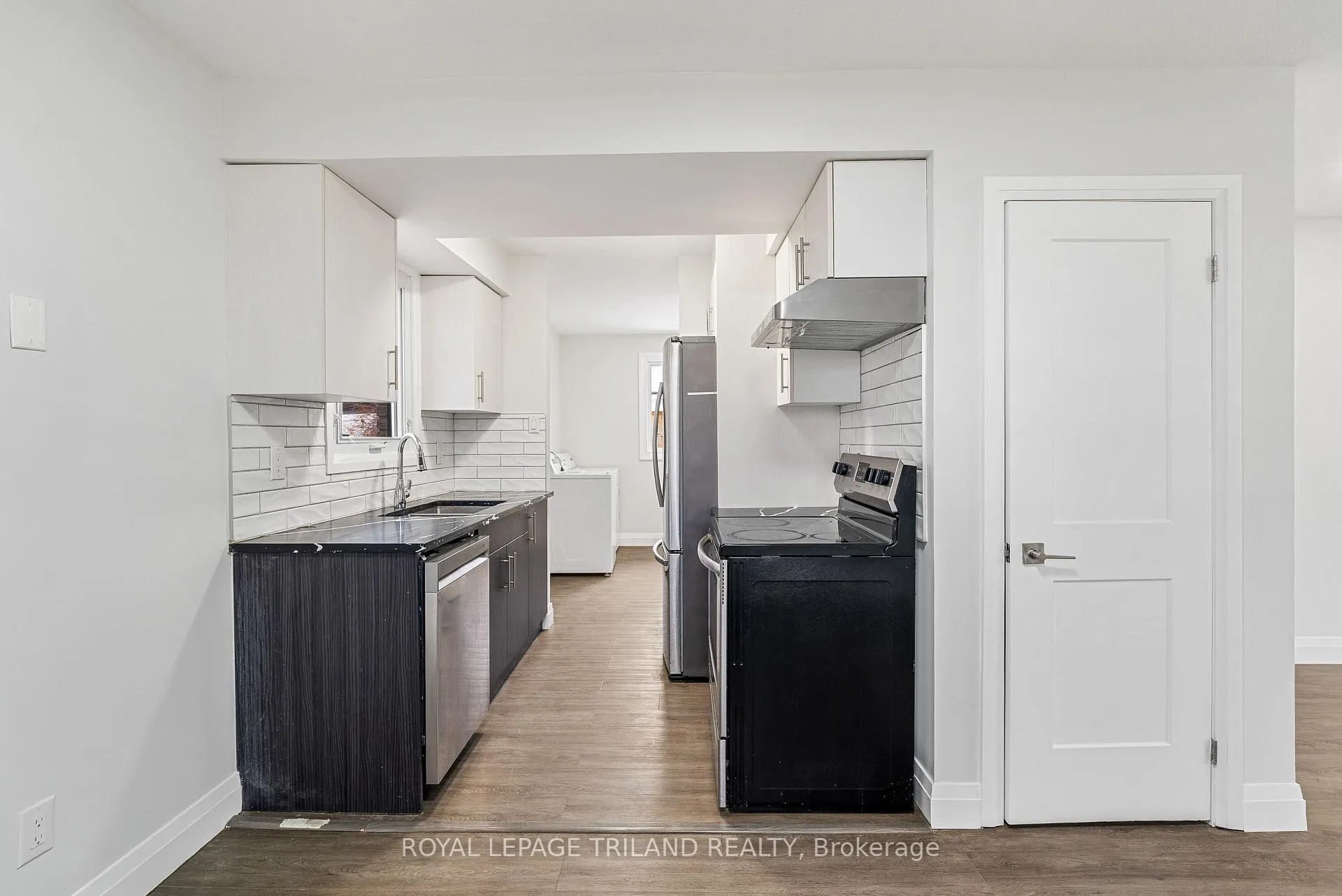 Photo 9 of 32 Parish Street, St. Thomas — HOMEH