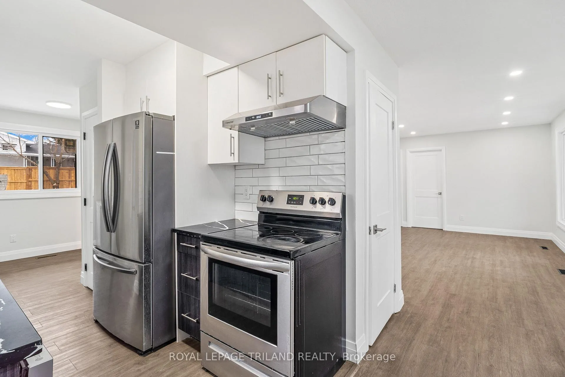 Photo 11 of 32 Parish Street, St. Thomas — HOMEH