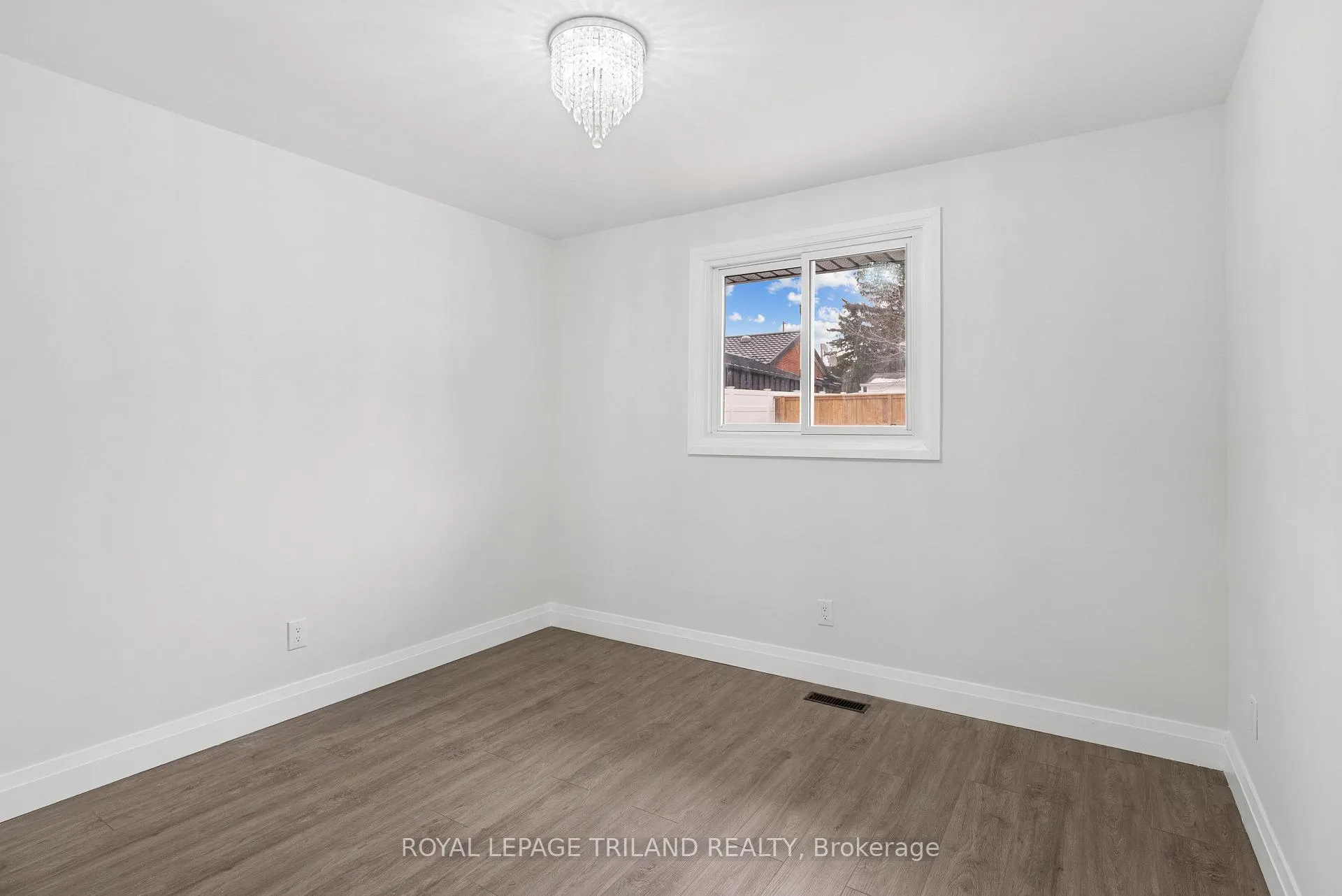 Photo 20 of 32 Parish Street, St. Thomas — HOMEH