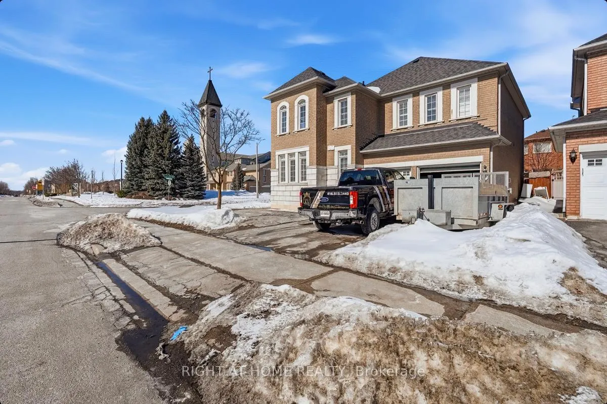 Photo 5 of 108 Saint Francis Avenue, Vaughan, Vellore Village — HOMEH