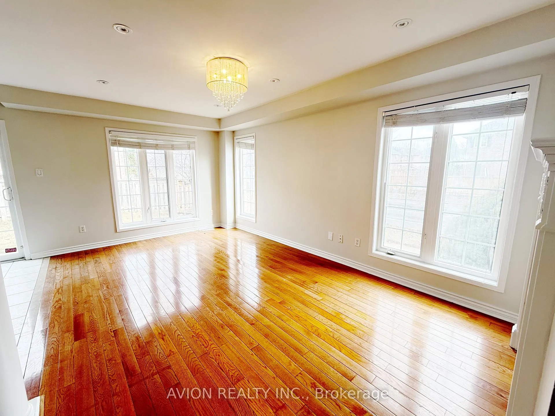 Photo 6 of 235 Fred Mclaren Boulevard, Markham, Wismer — HOMEH