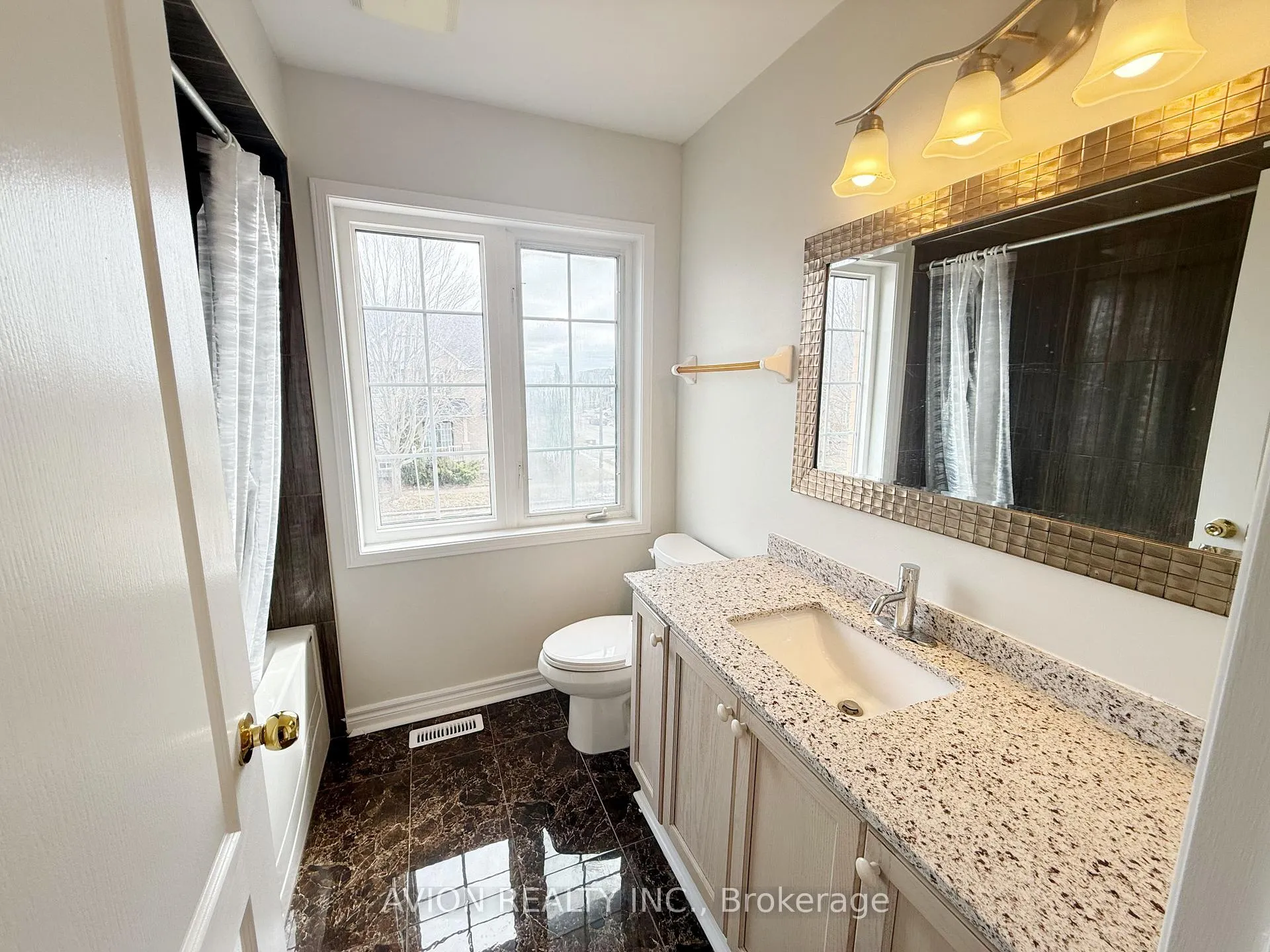 Photo 11 of 235 Fred Mclaren Boulevard, Markham, Wismer — HOMEH